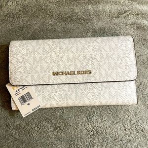 Brand new with tags Michael Kors wallet